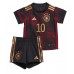 Tyskland Serge Gnabry #10 Replika Babykläder Borta matchkläder barn VM 2022 Korta ärmar (+ Korta byxor)